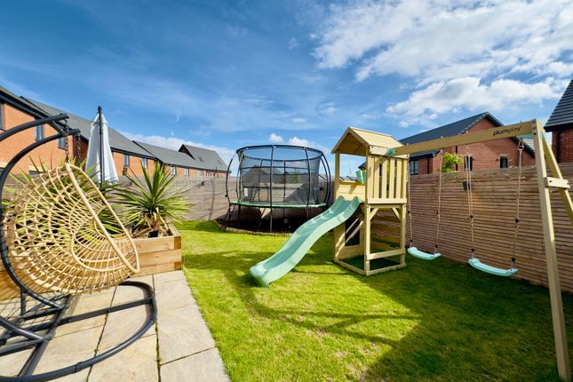 9, Elowen Place, Cramlington photo 4