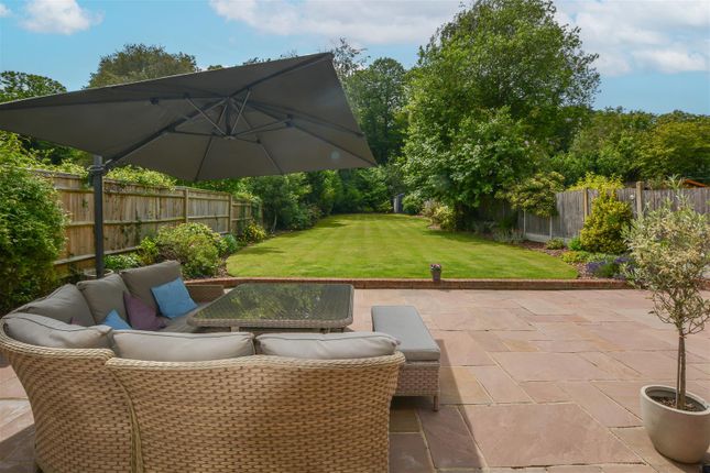 3B, The Meadows, Brentwood photo 2