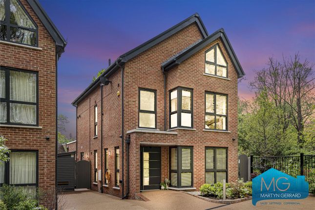 Thumbnail Detached house for sale in Willow Walk, Winchmore Hill, London