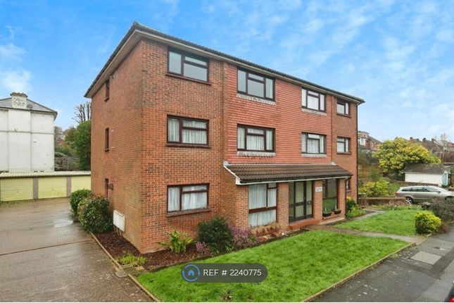 Flat, Blacklands Court Fearon Road, Hastings photo 4