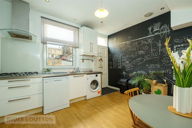 8, Edward Street, West Yorkshire photo 4