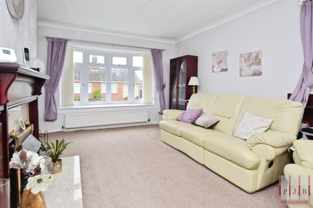 75, Clifton Rise, Abergele photo 2