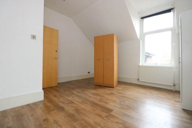 14c, Station Road, Harlesden photo 5