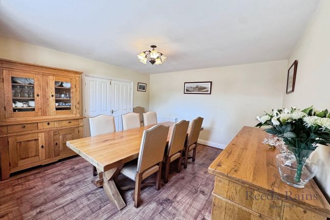 Three Oaks, 44, Park Avenue, Selby photo 4