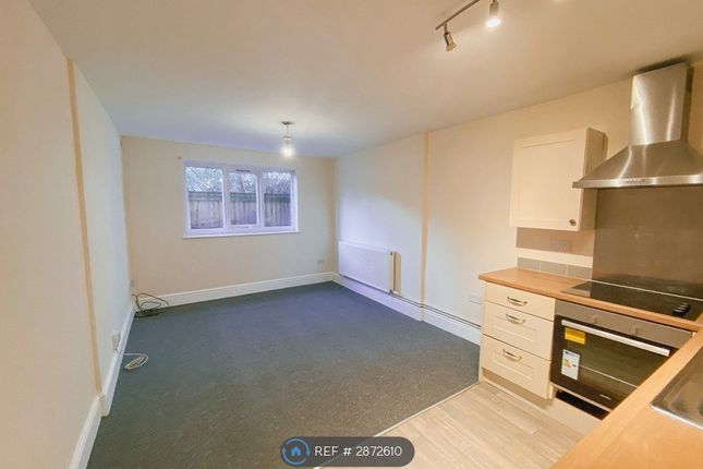 Hainton Avenue Flat, Grimsby photo 4
