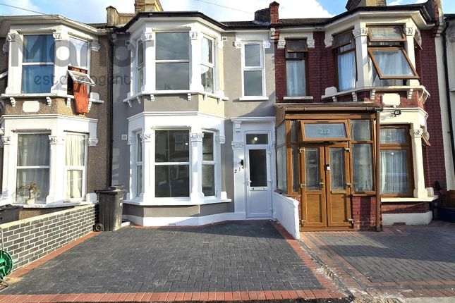 Thumbnail Terraced house to rent in Kingston Road, Ilford