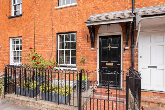 Thumbnail Town house for sale in Greys Hill, Henley-On-Thames
