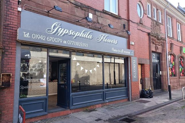 Retail premises to let in 4, Bold Street, Leigh