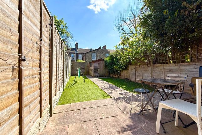 29, Revelon Road, London photo 5
