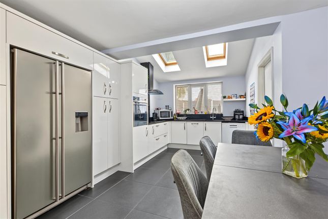 247, Beckhampton Road, Nottingham photo 2