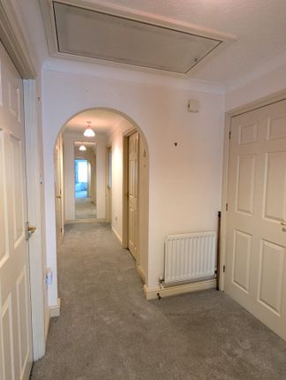 2, Marchfield Court, Dumfries photo 4