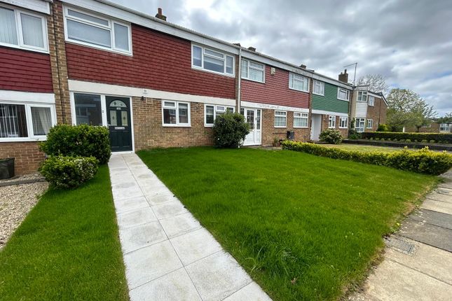 Thumbnail Property to rent in Rundells, Harlow