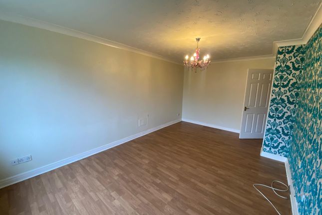 29, Plane Tree Avenue, LEEDS photo 3