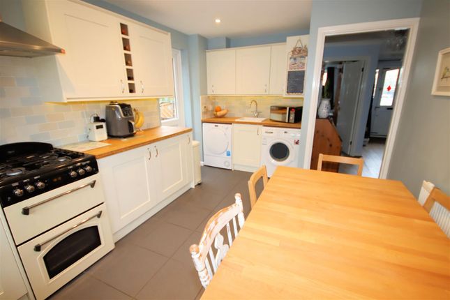Detached house for sale in Randall Drive, Toddington, Dunstable