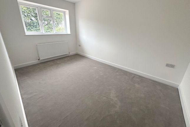 175A, Church Road, Addlestone photo 5