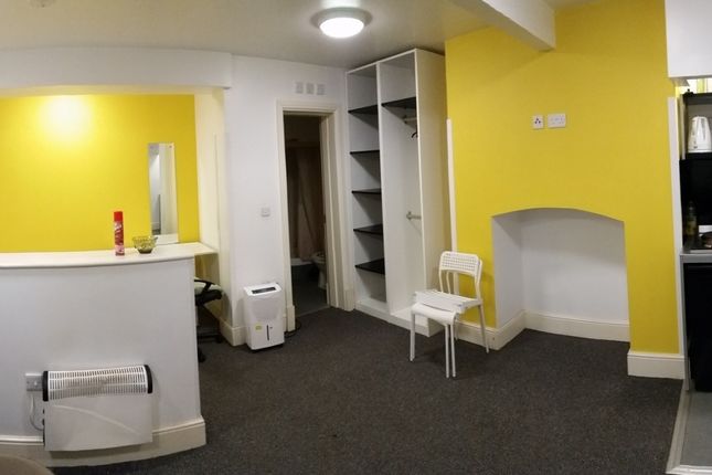 Studio 5, 2-4 Peterson Road