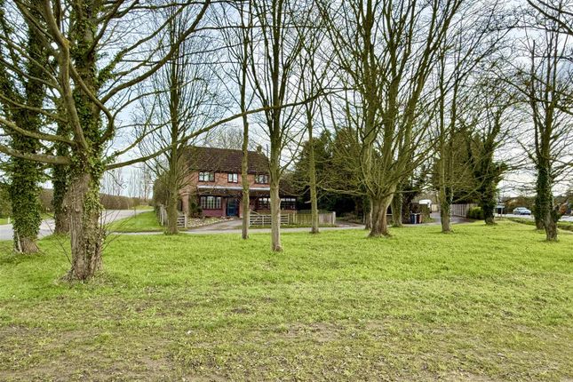5-bed house on Mill View, Sutton Road, Great Yarmouth, £460,000