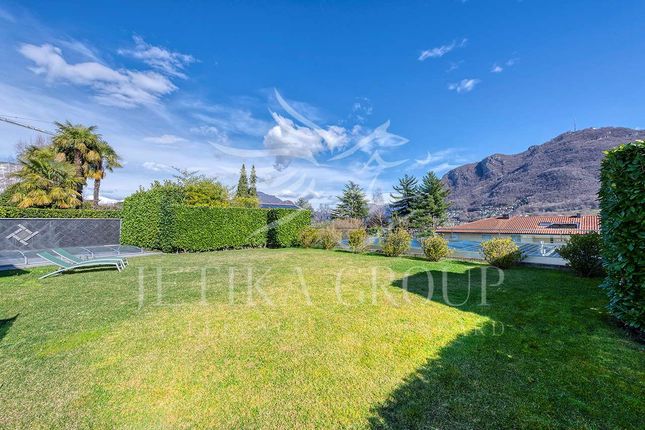 Villa for sale in Street Name Upon Request, Collina D'oro, CH