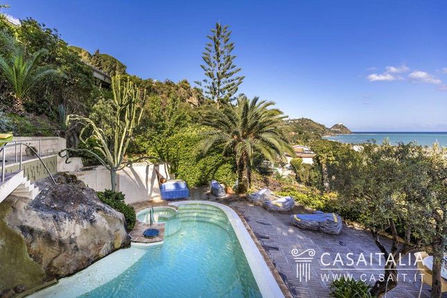 Thumbnail Villa for sale in Capo D'orlando, Sicilia, Italy