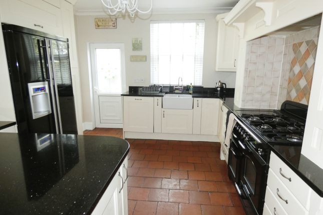 Semi-detached house for sale in Victoria Road, Tamworth