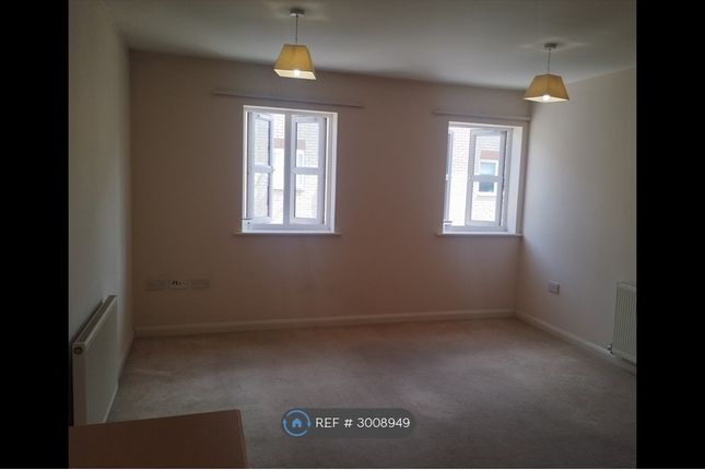 Flat, Bewick House West St, St Neots photo 3
