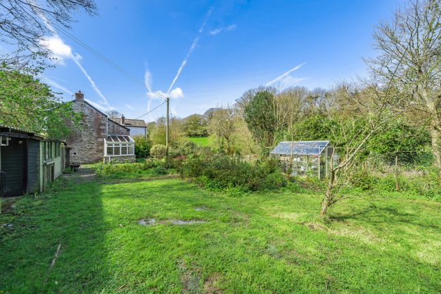 Cottage for sale in Helston