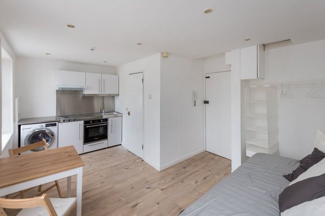 Flat 9, 7, Oriental Place, Brighton photo 2