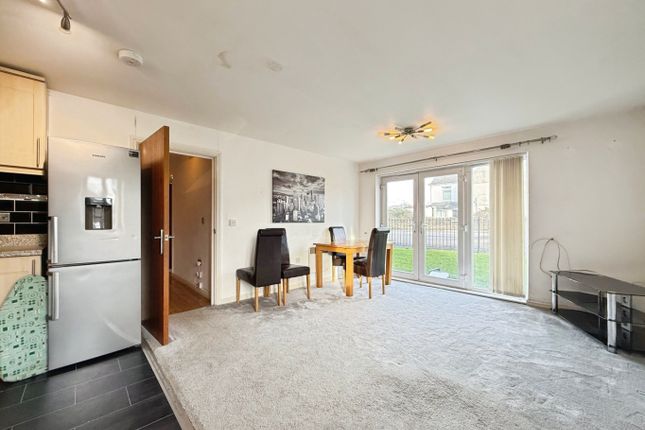 14, Clayton Drive, Swansea photo 4