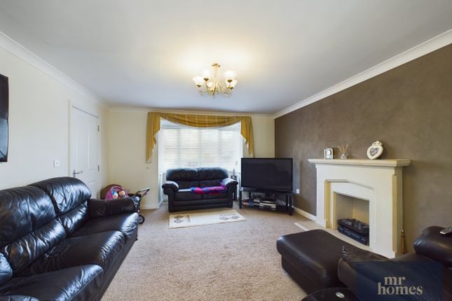 7, Thorne Way, Cardiff photo 4