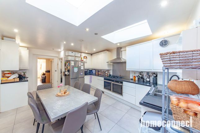 35 Newmans Lane, Loughton photo 5