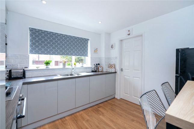 24, Northumbria Road, Sleaford photo 3