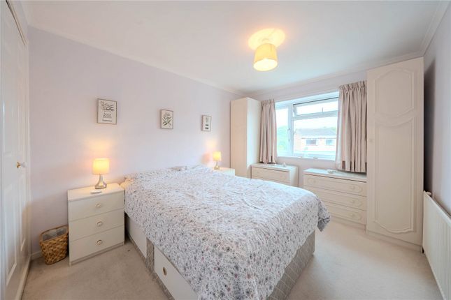 7, Carr Wood Way, Pudsey photo 4