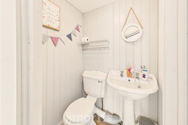 En Suite Wash Room