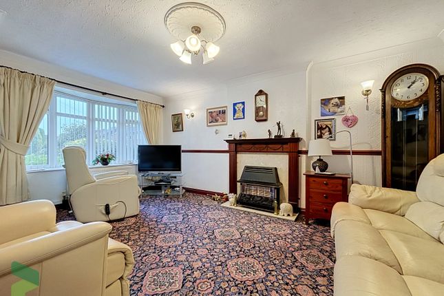 Honiton Avenue, Blackburn photo 4