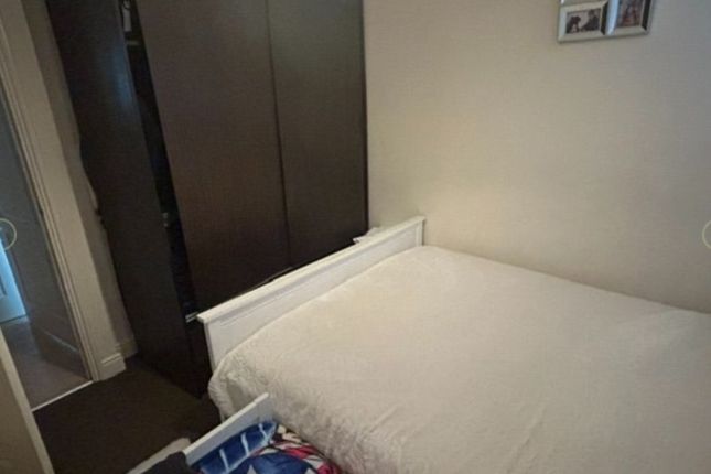 Flat 9 Centurion Court,, Rushgrove Street, London photo 5
