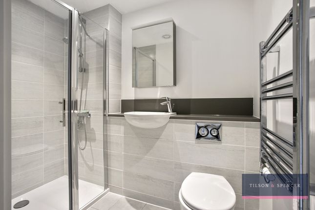 Copy Flat 29, St. Andrews Court, 1, Scotland Green, London photo 2