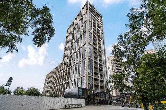 2-bed flat on Flat 62,, Vita Apartments, Croydon, £325,000