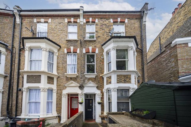 Flat for sale in Ashmore Road, Queen's Park, London