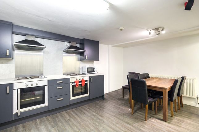 123, VICTORIA ROAD, Leeds photo 2