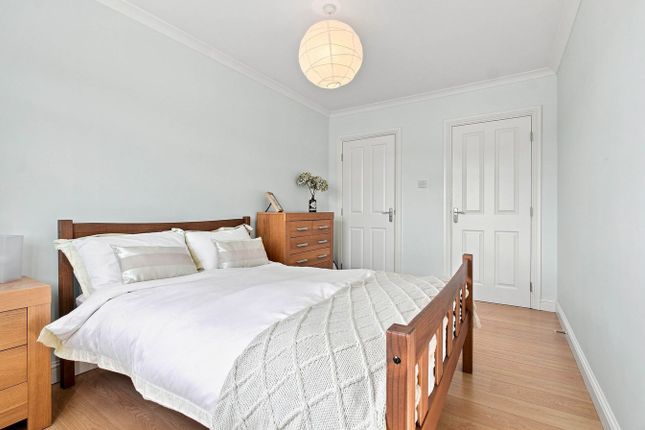 Flat F, 10, Barassiebank Lane, Troon photo 4