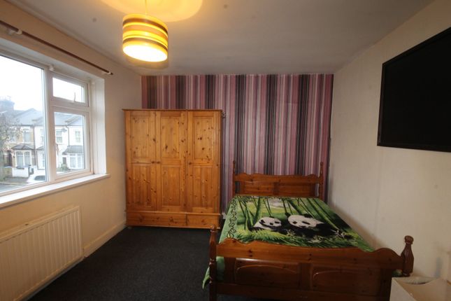 Terraced house to rent in Matcham Road, Leytonstone