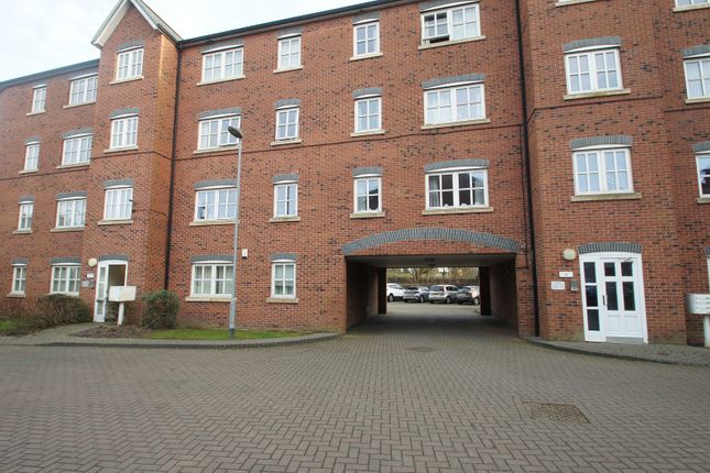Thumbnail Flat to rent in Quayside, Grosvenor Wharf Road, Ellesmere Port, Cheshire.