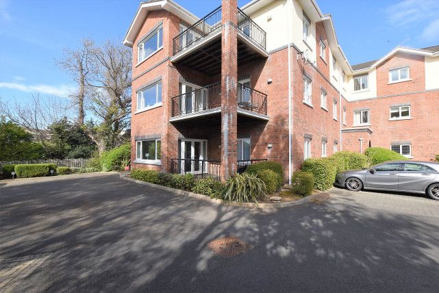 Thumbnail Flat for sale in Fairway Drive, Ramsey