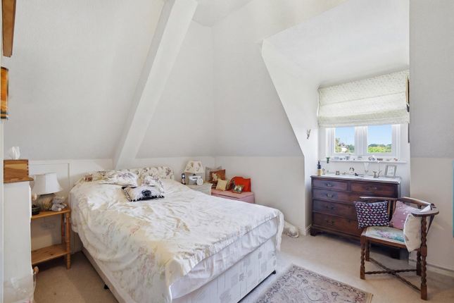 Regency Lodge, 59, Albert Road, Buckhurst Hill photo 4