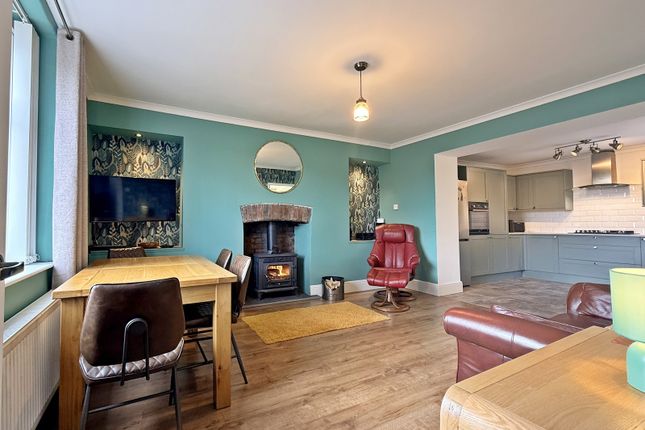 Rock House, Siop Y Coed, Pontypridd photo 3