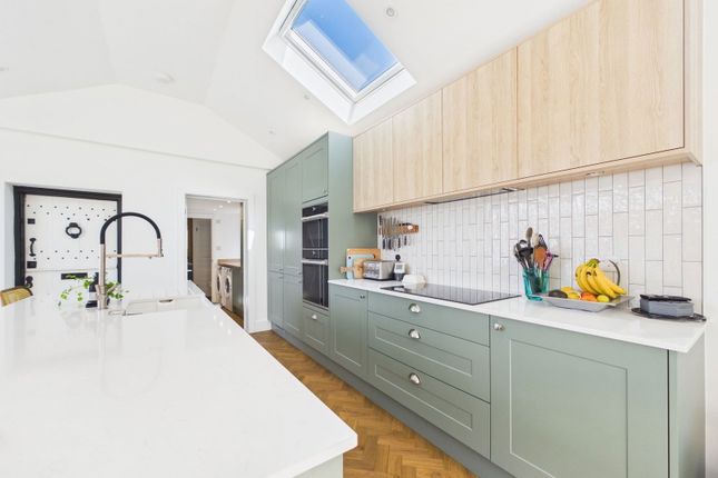 62, Ashacre Lane, Worthing photo 4