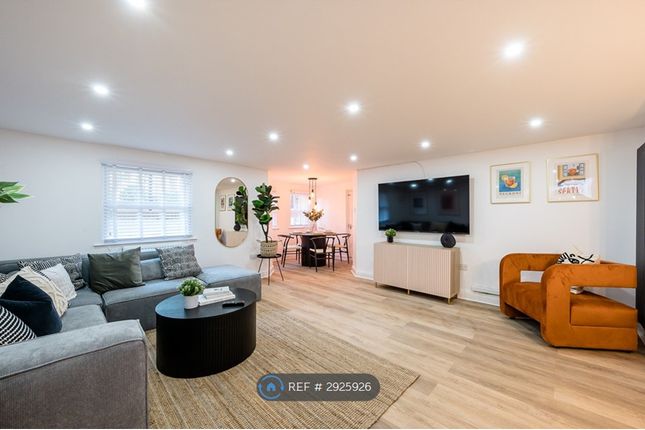 Flat, Aigburth Drive, Liverpool photo 4