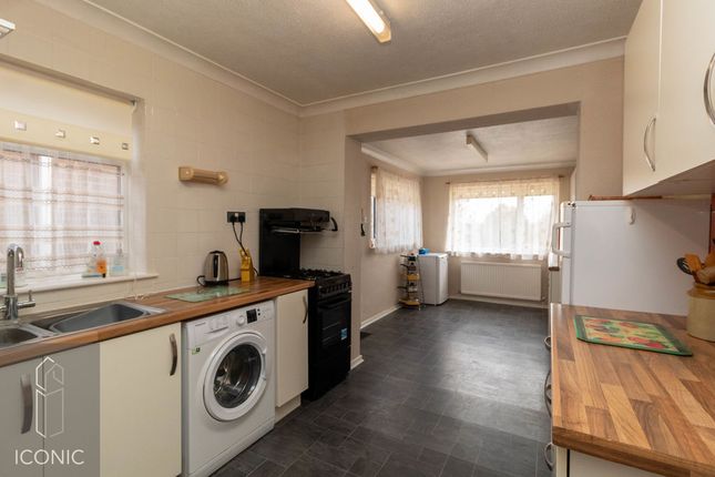 13, Olive Close, Norwich photo 2