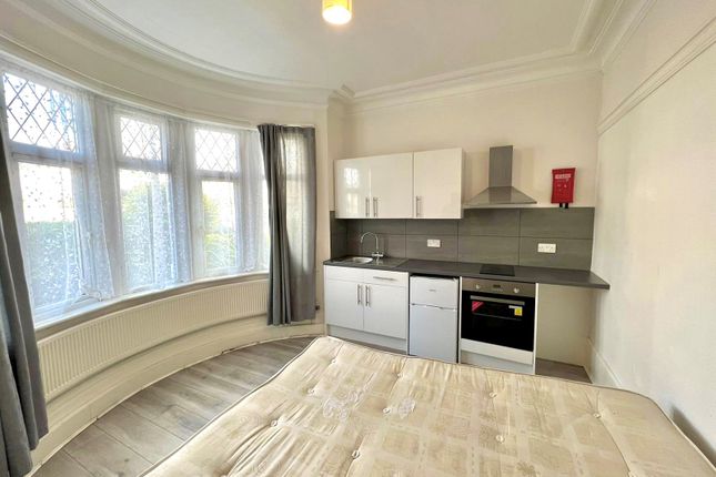 Property to rent in Hibernia Road, Hounslow