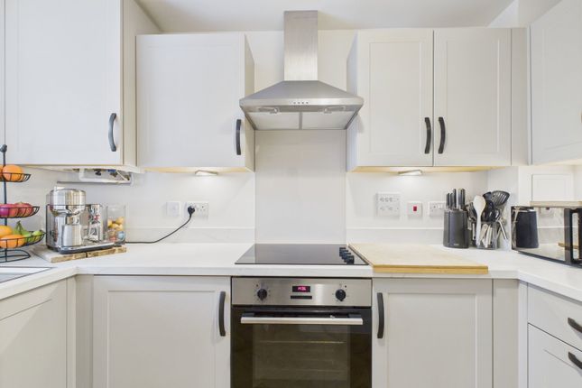 20, Salmon Road, Sawbridgeworth photo 3